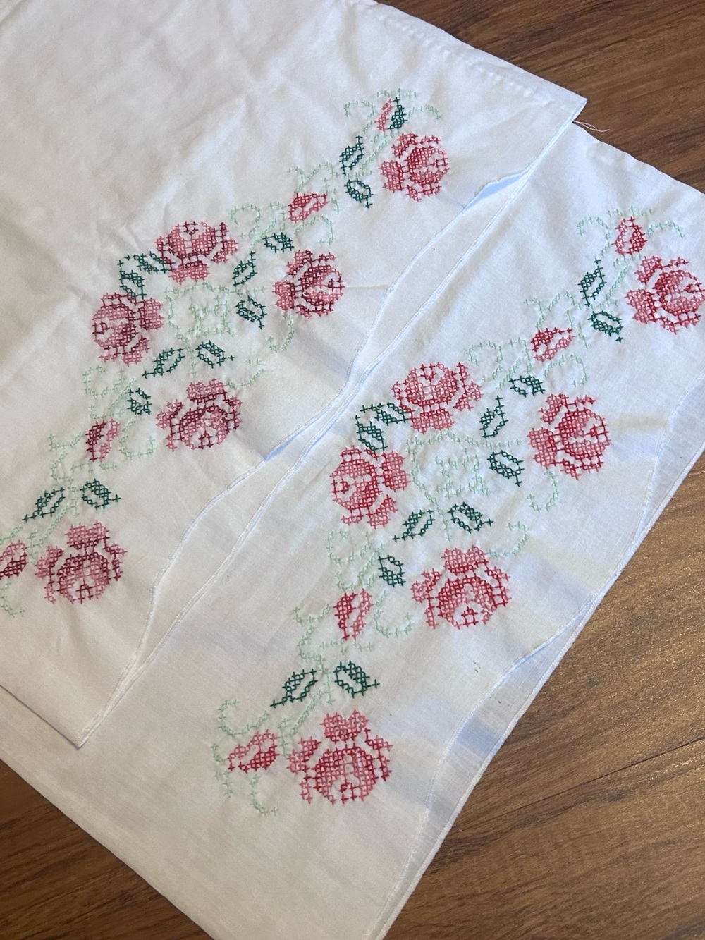 Vintage White Pillowcases with Pink Rose Embroidery - Picture 3 of 6